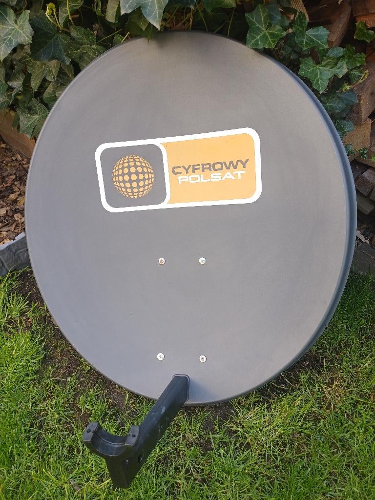 Satellietschotel 70 cm, Audio, Tv en Foto, Schotelantennes, Ophalen, Zo goed als nieuw, (Schotel)antenne-accessoires, Overige merken