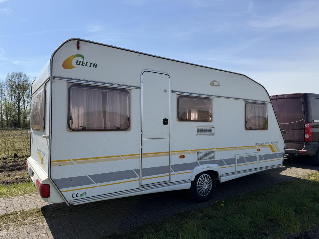Delta Summerliner 4700 EB Lengte bedden, Bedrijf, Overige typen, Kachel, Delta