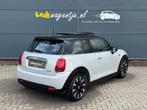 Mini Mini Electric Yours 33 kWh *pano *carplay *camera *leer, Gebruikt, 4 stoelen, 184 pk, Hatchback