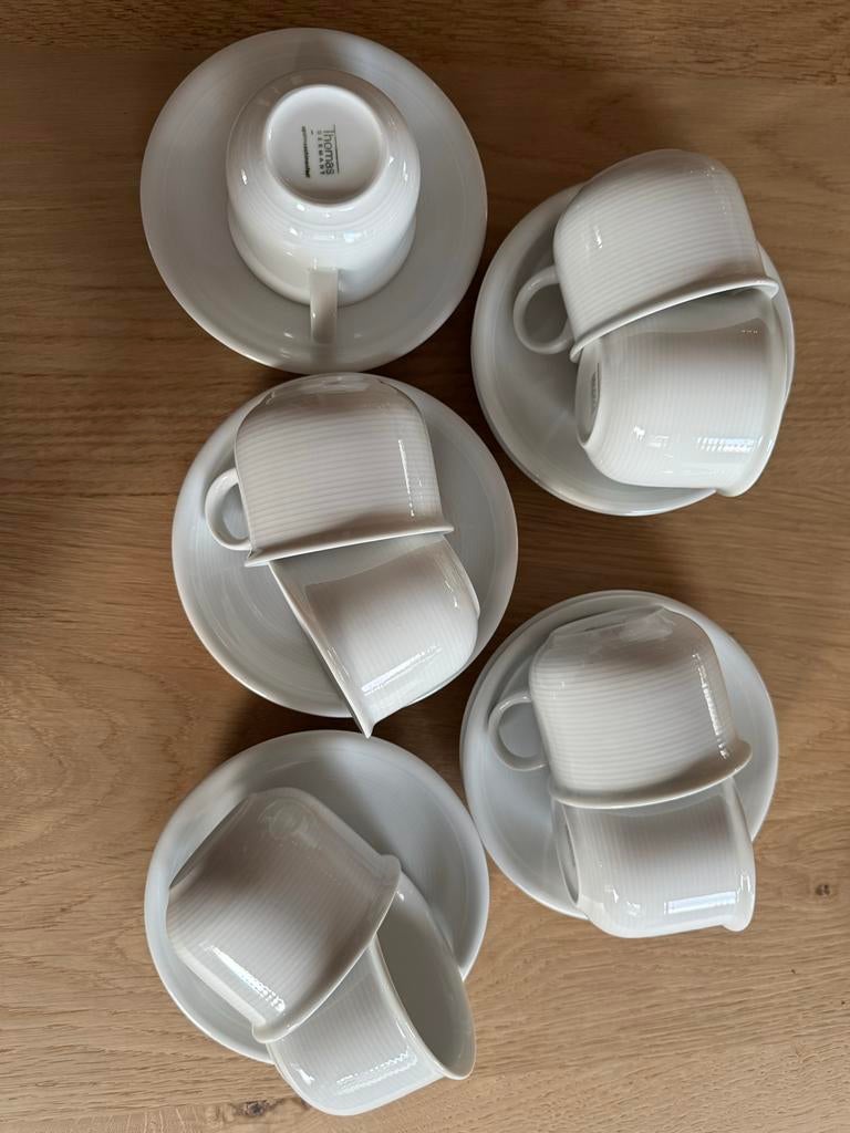 9 Thomas Trend koffiekopjes met schotels, wit servies, Ophalen