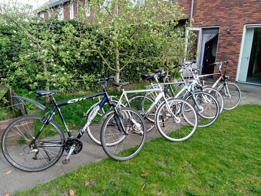Partij  van 4 Heren fietsen en 1 damesfiets, Fietsen en Brommers, Ophalen, Gebruikt, Batavus, Versnellingen