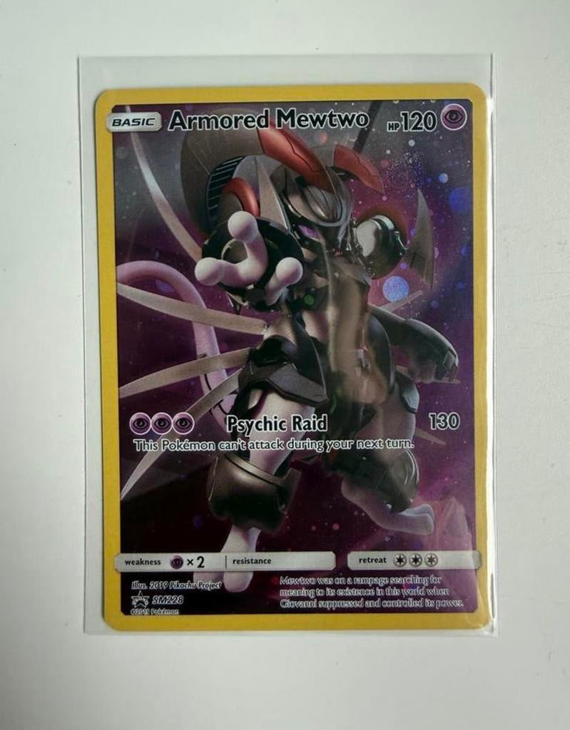 Pokémon Armored Mewtwo SM228 promo met swirls, Ophalen of Verzenden, Zo goed als nieuw