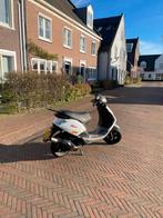 Piaggio zip 2010 2 takt volledige blokrevisie, Fietsen en Brommers, Ophalen, Tweetakt, Gebruikt, Maximaal 45 km/u
