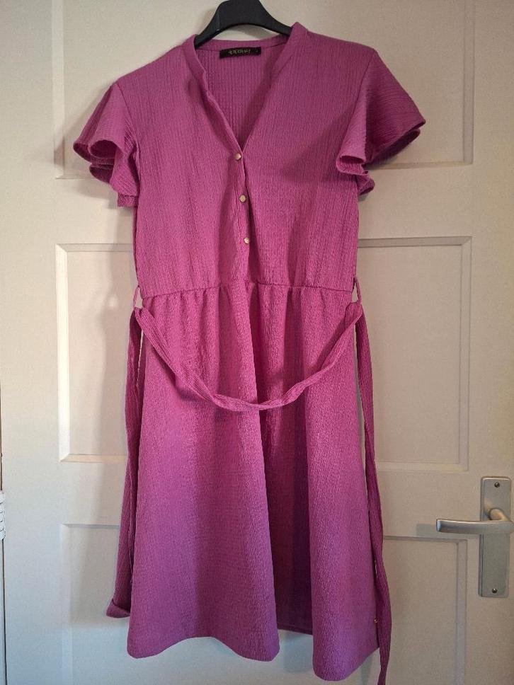 Supertrash Jurk Crêpe Fuchsia Maat S, Kleding | Dames, Jurken, Zo goed als nieuw, Maat 36 (S), Roze, Boven de knie, Ophalen of Verzenden