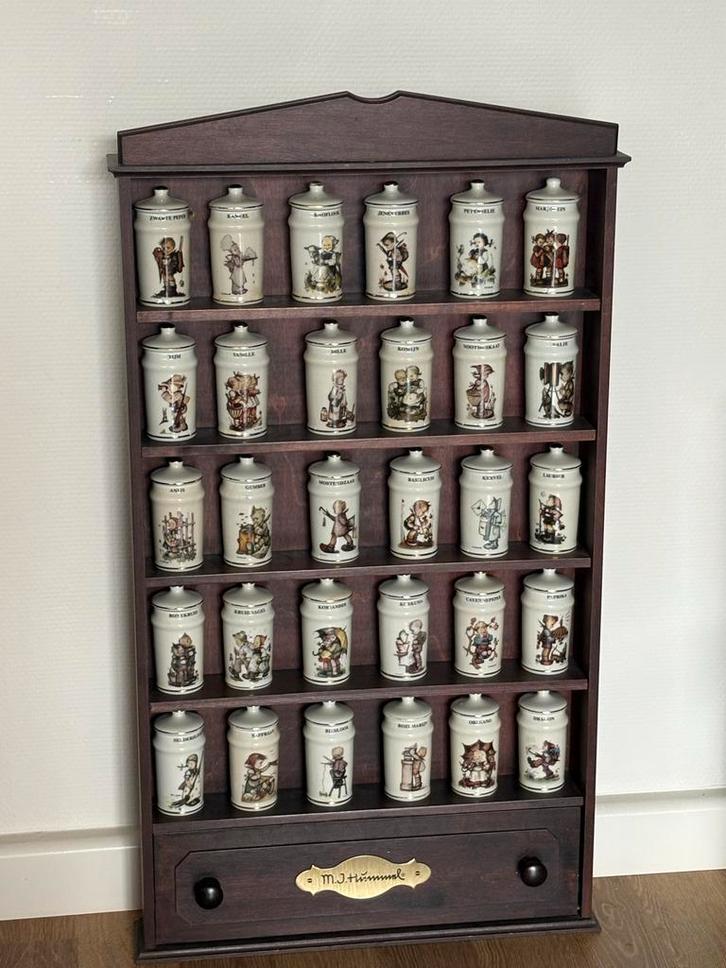 30-delige Hummel kruidenpotjes set in originele kast, Antiek en Kunst, Antiek | Porselein, Ophalen