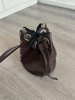 Zara donkerbruine bucketbag met zilverendetails, Ophalen of Verzenden, Gebruikt, Bruin, Schoudertasje