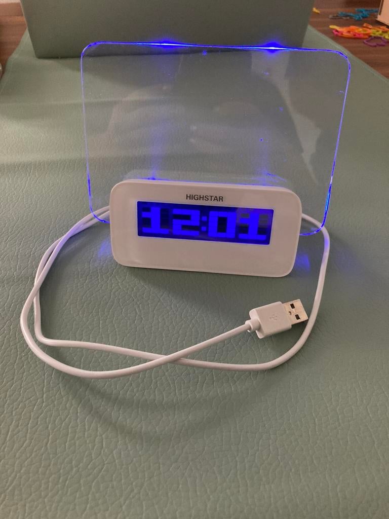 Digitale Wekker met Notitiebord, Witgoed en Apparatuur, Wekkers, Zo goed als nieuw, Digitaal, Ophalen of Verzenden