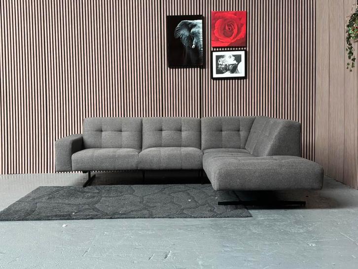 GRATIS LEVERING Montel Traffic Hoekbank 270x225 GEREINIGD, Huis en Inrichting, Banken | Bankstellen, Zo goed als nieuw, Hoekbank