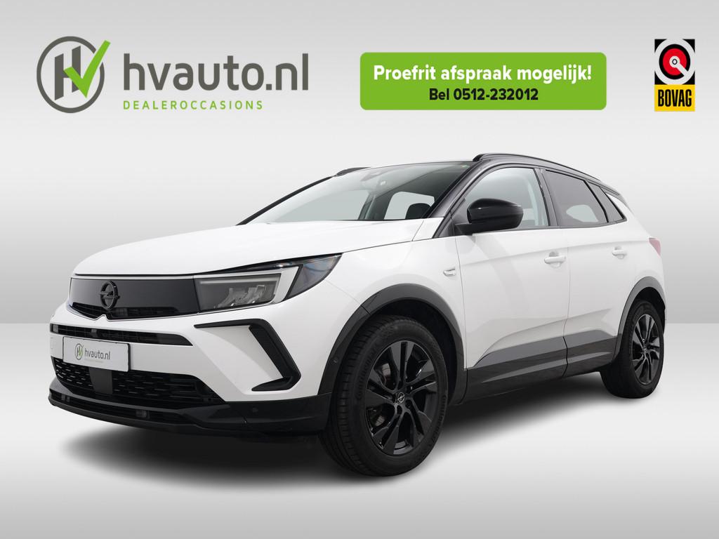 Opel Grandland 1.2 TURBO 130PK ULTIMATE EAT8 | Carplay | Voo, 15 km/l, Gebruikt, 1199 cc, Leder en Stof