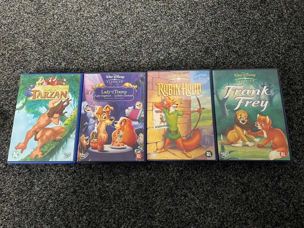Disney DVD pakket – Tarzan, Robin Hood, Lady en de Vagebond, Alle leeftijden, Ophalen of Verzenden, Zo goed als nieuw