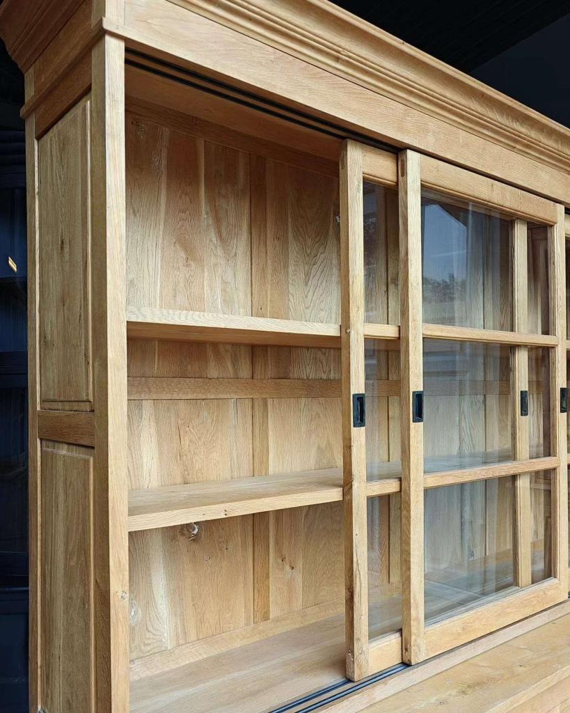Grote eikenhouten winkelkast | Buffetkast schuifdeuren #2662, Huis en Inrichting, Kasten | Buffetkasten, Niet ingevuld, 200 cm of meer