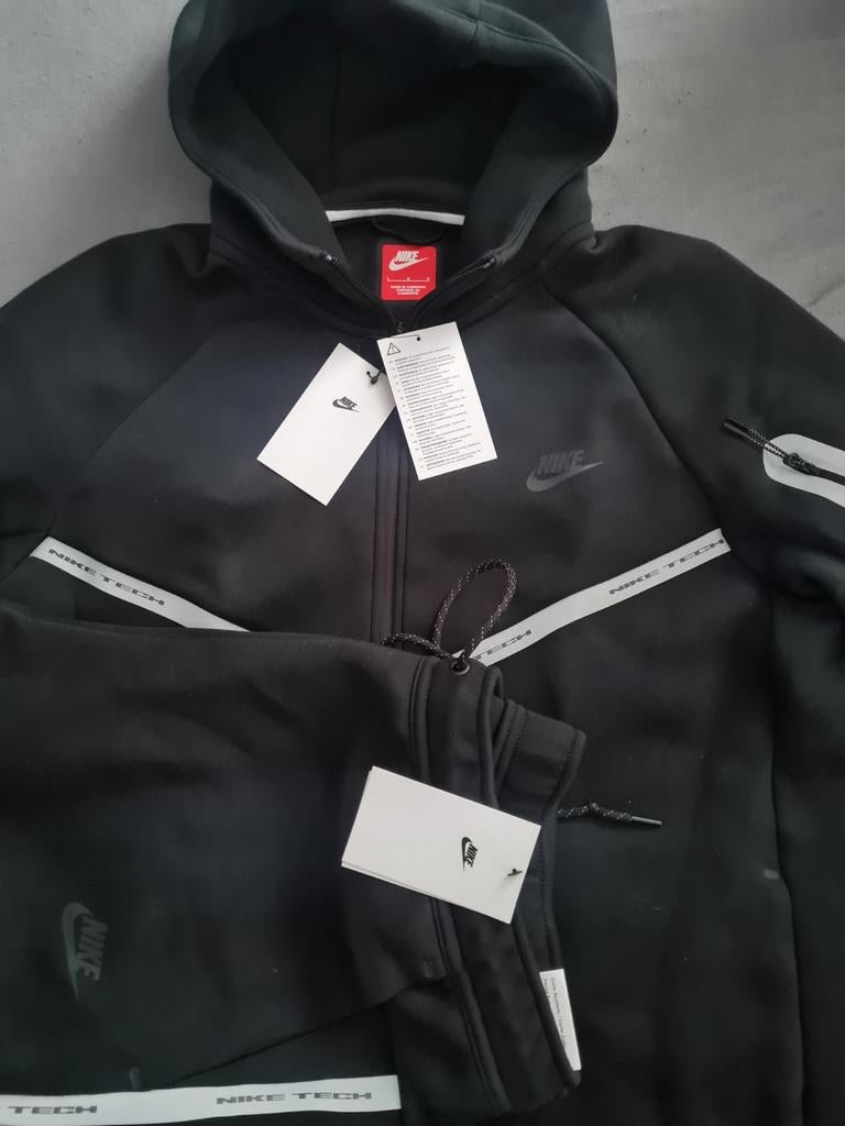 Nike Tech Fleece trainingspak zwart, Zwart, Ophalen of Verzenden, Algemeen, Maat 56/58 (XL)