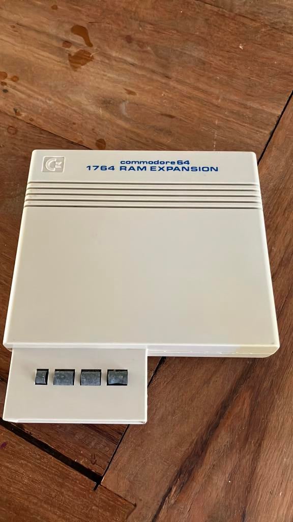 Zeldzame Commodore 1764 RAM Expansion, Computers en Software, Vintage Computers, Ophalen of Verzenden