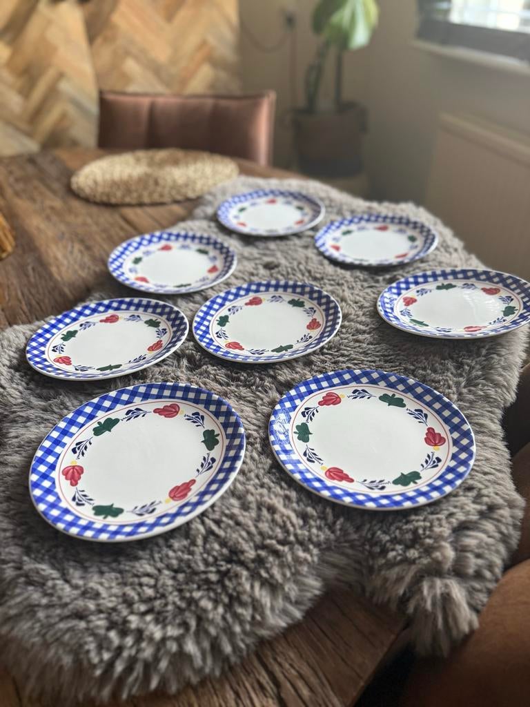 Boerenbont / Royal Boch - 8x platte borden, Huis en Inrichting, Keuken | Servies, Gebruikt, Ophalen of Verzenden, Bord(en), Aardewerk