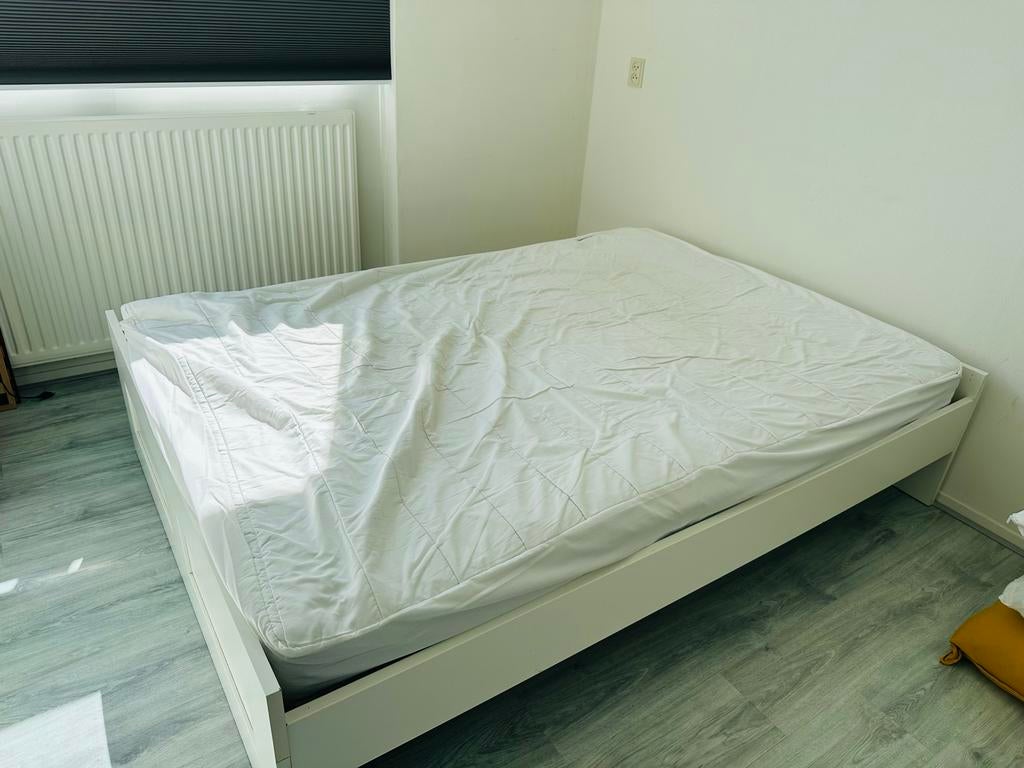 Brimnes bed zonder lades, 140x200 cm, Ophalen, Gebruikt, Wit, Tweepersoons
