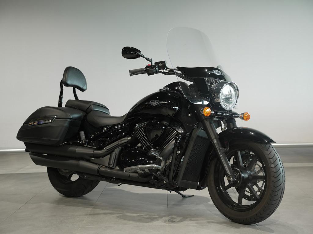 Suzuki INTRUDER C1500 BT (bj 2015), Lange Dreef 12
4131 NH  VIANEN UT, NL, Chopper, Bedrijf, Meer dan 35 kW