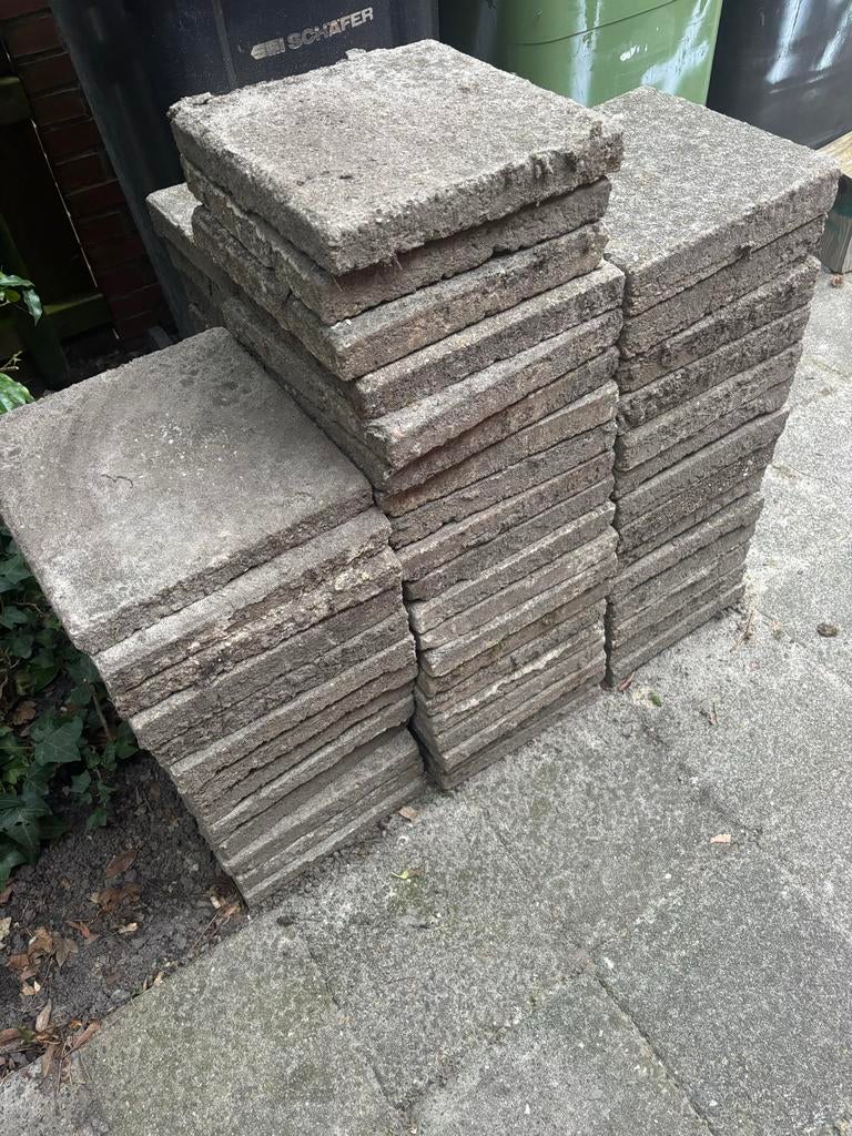 Gratis tegels 30x30 cm, Tuin en Terras, Tegels en Klinkers, Ophalen, Gebruikt, 10 m² of meer, Beton