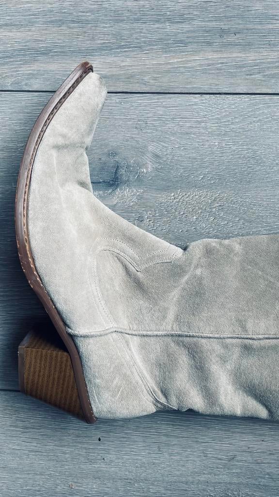 Te koop: leren laarzen, ecru, maat 41, zgan, Ophalen of Verzenden, Zo goed als nieuw, Beige, Hoge laarzen