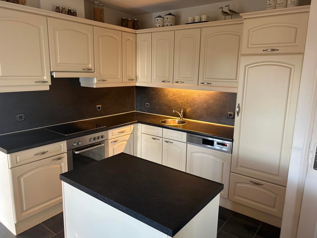 Complete landelijke hoekkeuken met eiland (incl. apparatuur), Huis en Inrichting, Keuken | Complete keukens, Ophalen, Gebruikt