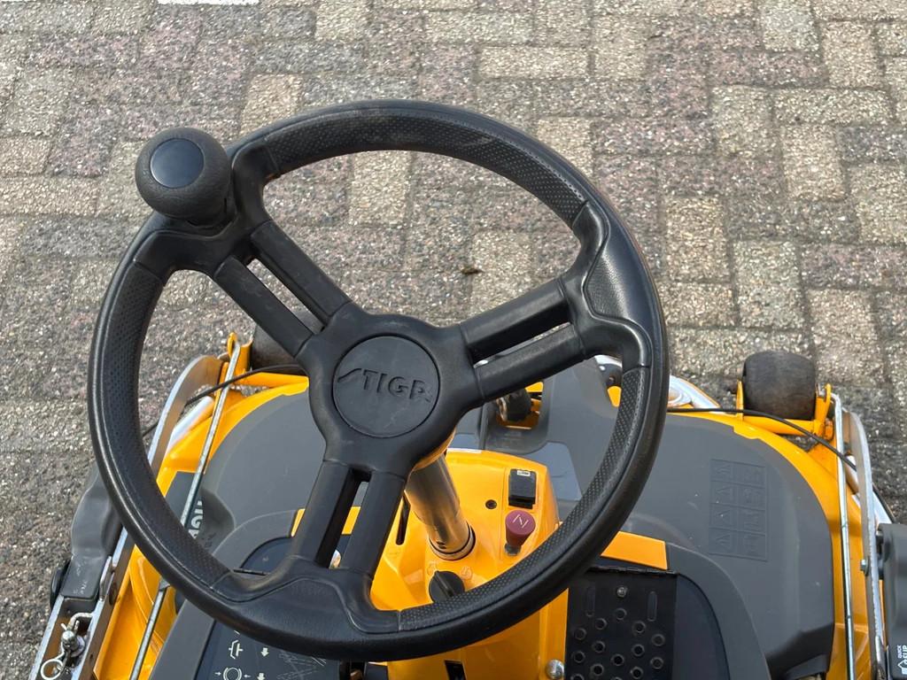 Stiga Gebruikte frontmaaier 2 cil. met stuurbekr. 95cm, Tuin en Terras, Zitmaaiers, Gebruikt, Stiga