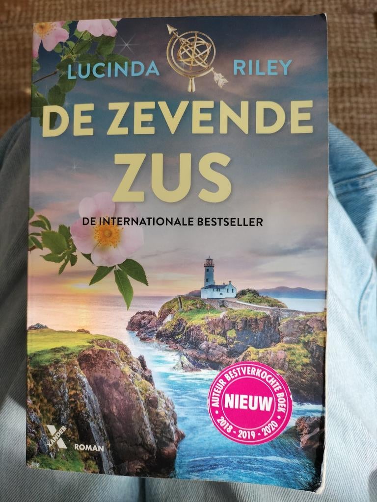 De Zeven Zussen serie: De Zevende Zus - Lucinda Riley, Ophalen of Verzenden, Gelezen, Lucinda Riley, Nederland