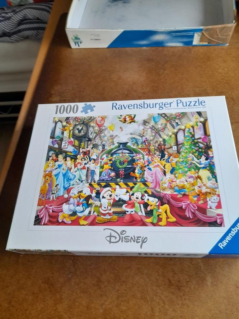 Disney Ravensburger Legpuzzel 1000 stukjes - Compleet, Hobby en Vrije tijd, Denksport en Puzzels, Ophalen of Verzenden