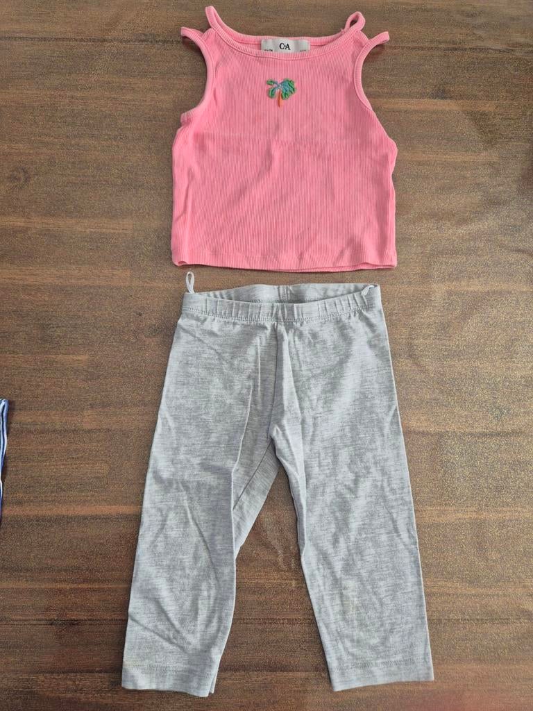 C&A set: roze top en grijze legging maat 104, Kinderen en Baby's, Kinderkleding | Maat 104, Gebruikt, C&A, Meisje, Ophalen of Verzenden