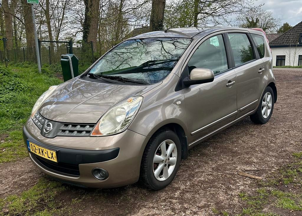 Nissan Note 1.6 16V 2007 Bruin, Auto's, Nissan, Voorwielaandrijving, 15 km/l, 4 cilinders, Bruin