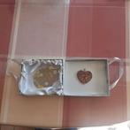 M&S Gold Plated Hart Hanger met Echte Schelp, Sieraden, Tassen en Uiterlijk, Kettinghangers, Overige materialen, Nieuw, Ophalen of Verzenden