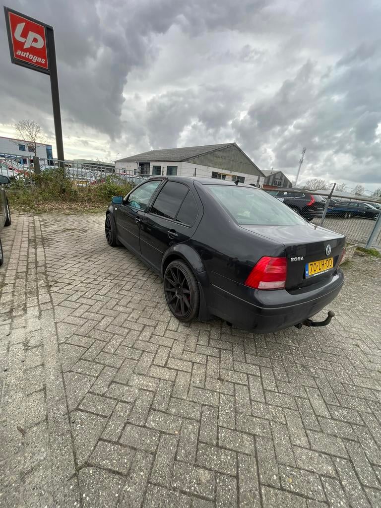 Volkswagen bora 1.9TDI, Voorwielaandrijving, Bora, Zwart, Particulier
