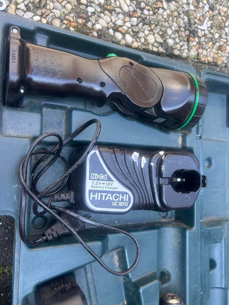 Hitachi Accuboormachine DS 120DVF3 met accessoires, Ophalen, Gebruikt, Variabele snelheid, Boor- en Schroefmachine