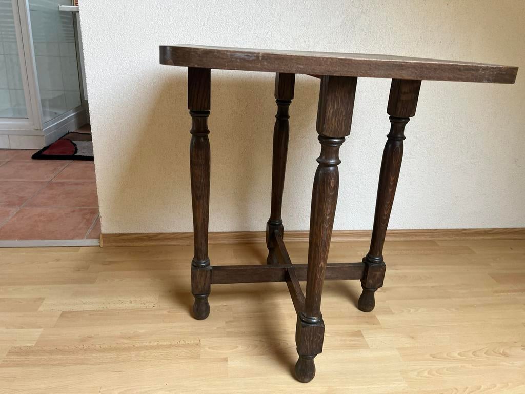 Te koop antique tafeltje, Ophalen