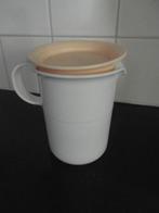 tupperware melkkannetje  wit geel roomkannetje, Huis en Inrichting, Keuken | Tupperware, Ophalen of Verzenden, Zo goed als nieuw