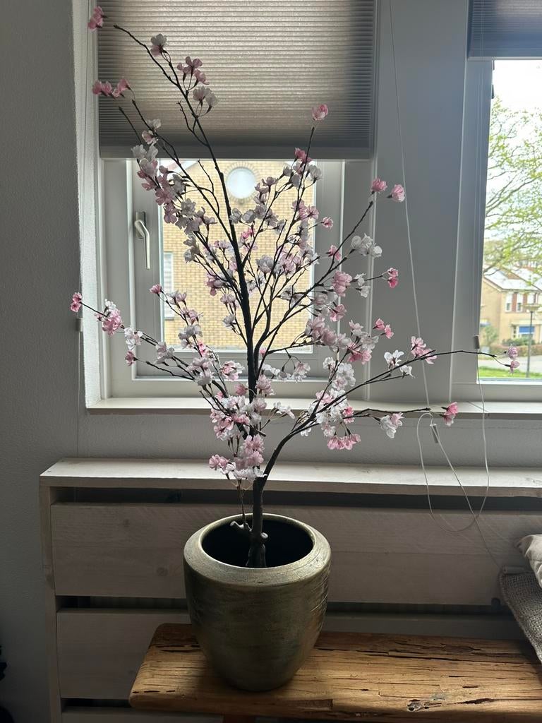 Vaas met kunstbloem, Ophalen, Zo goed als nieuw