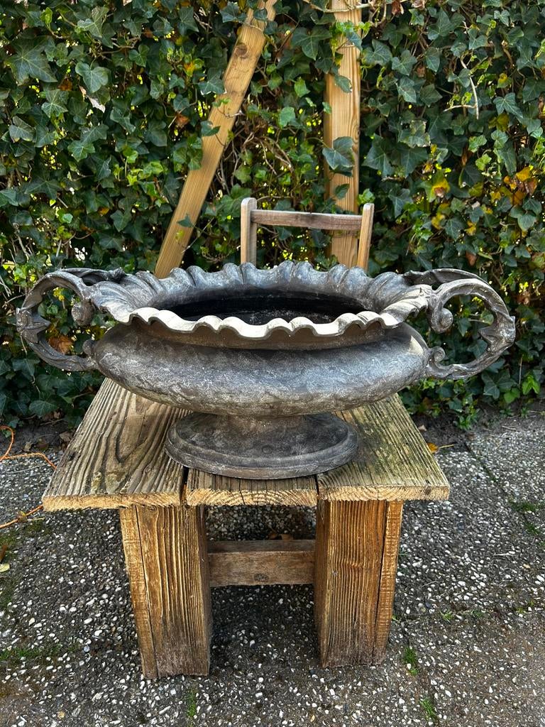 Mooie handgemaakte bloempot., Ophalen, Zo goed als nieuw