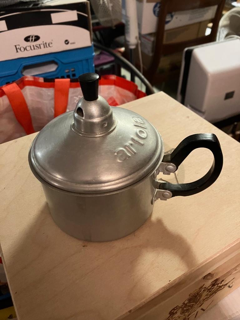 Antieke Ariola eierkoker met fluit, Antiek en Kunst, Ophalen