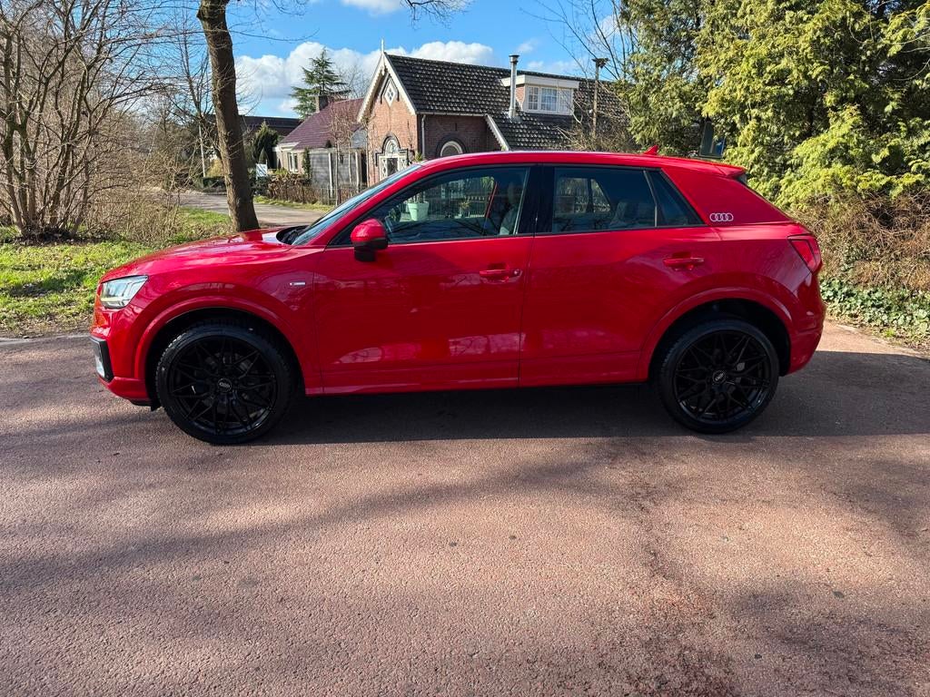 Audi Q2 1.4 TFSI CoD Launch Edition / S.line / Navi / leder, Gebruikt, 4 cilinders, 150 pk, Leder en Stof