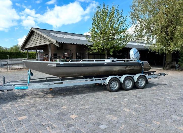 Aluminium boot,visboot,sloep,karperboot met deelbare tent., Watersport en Boten, Motorboten en Motorjachten, Zo goed als nieuw