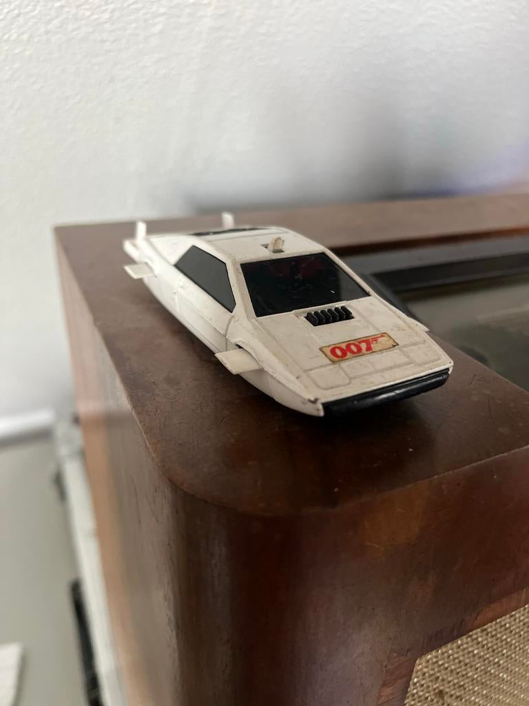 James Bond 007 Lotus Esprit modelauto, Overige merken, Gebruikt, 1:50 of kleiner, Auto