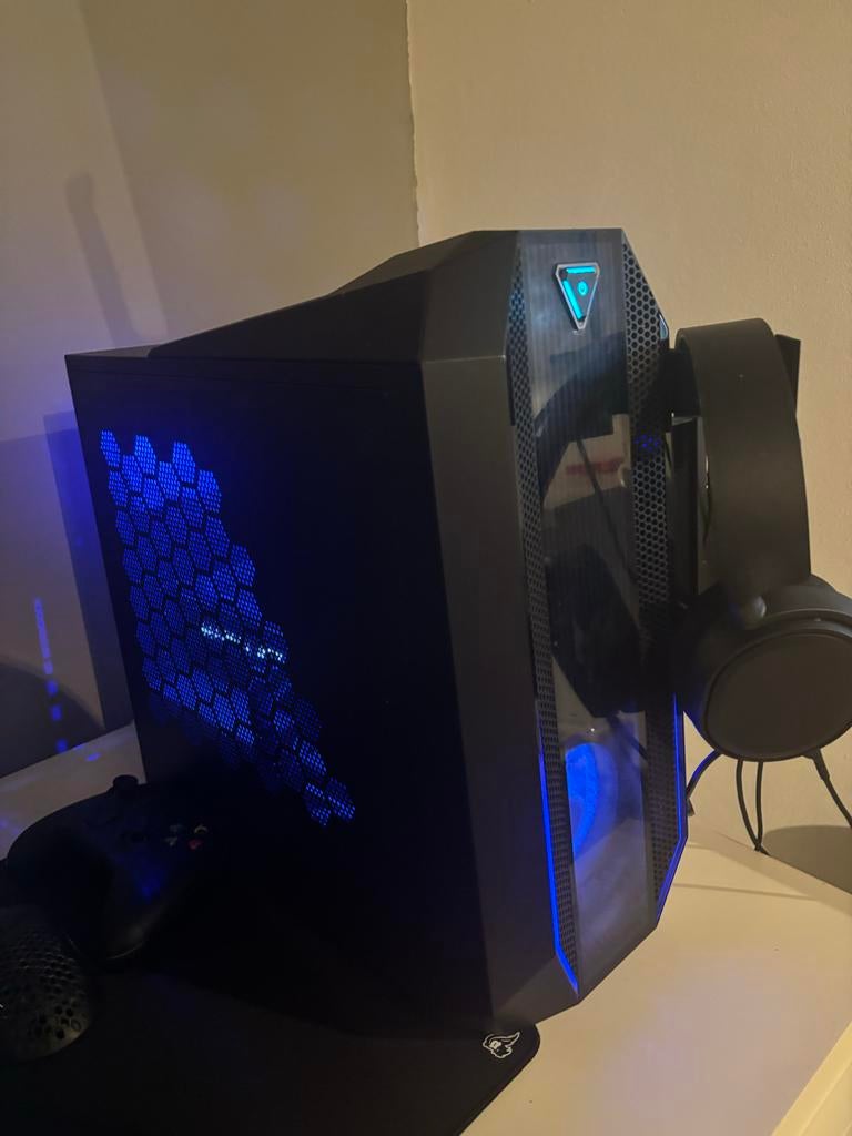 Acer predator orion 3000 Z.S.M WEG, Computers en Software, Desktop Pc's, Gebruikt, 3 tot 4 Ghz, HDD, SSD, 16 GB, Met videokaart