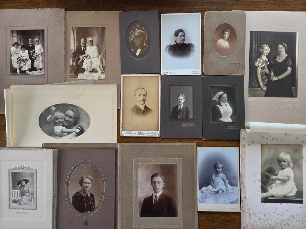 15 Antieke portretfoto's op karton, begin 1900., Ophalen of Verzenden, Voor 1940, Gebruikt, Overige onderwerpen