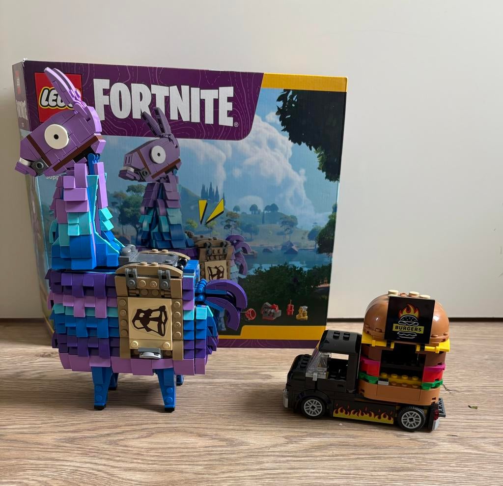 Lego lama fortnite en lego hamburger truck als cadeau!!!, Ophalen of Verzenden, Zo goed als nieuw