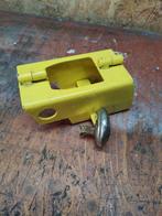 Disselslot geel met hangslot, Ophalen