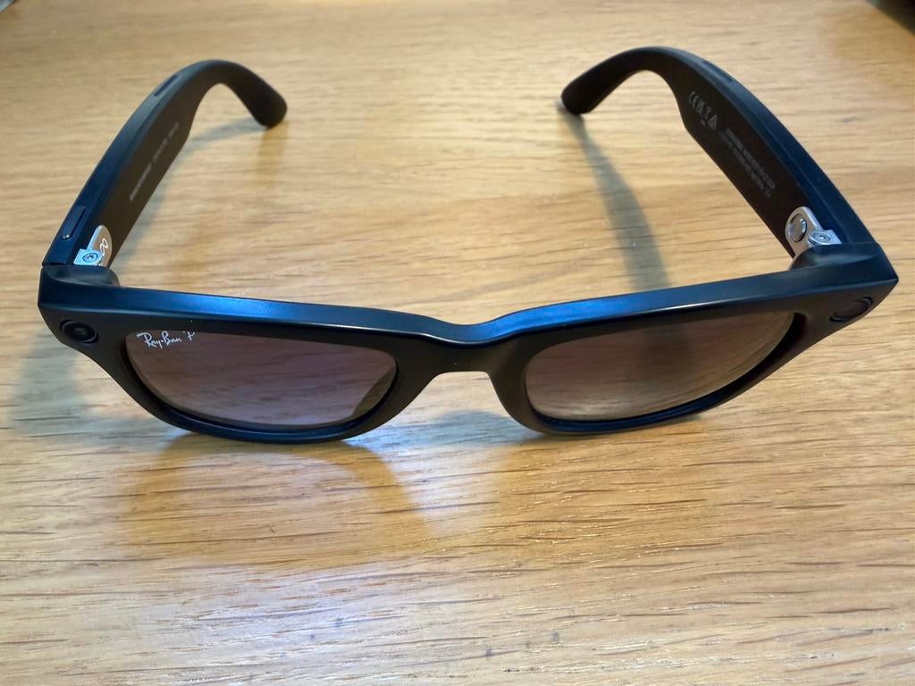 Ray-Ban Meta Wayfarer in nieuwstaat, Ophalen, Zonnebril, Zwart, Zo goed als nieuw
