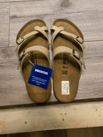 Nieuwe slippers, Kinderen en Baby's, Kinderkleding | Schoenen en Sokken, Ophalen of Verzenden, Zo goed als nieuw