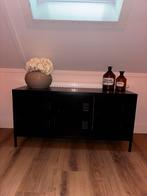 Mat zwarte industriële kast/locker met 3 deuren, Ophalen, Zo goed als nieuw