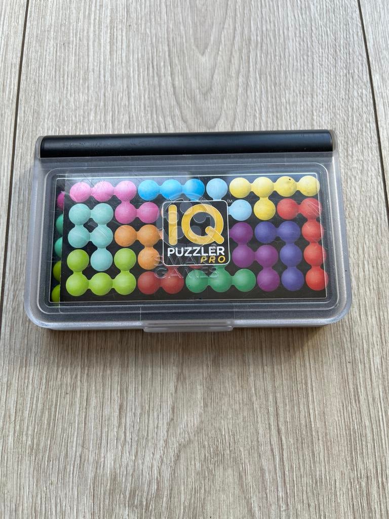 IQ Puzzler Pro - SmartGames Puzzelspel, Ophalen of Verzenden, Zo goed als nieuw, Overige typen