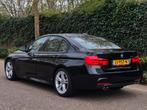 BMW 3-serie 330i M Sport Elek. Trekhaak Apple CarPlay 100% D, Auto's, Achterwielaandrijving, 4 cilinders, 252 pk, Zwart