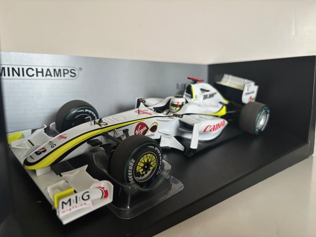 Brawn GP BGP001 GP Singapore Button 2009 1:18 (nieuw), Verzenden, Nieuw, Auto, MiniChamps