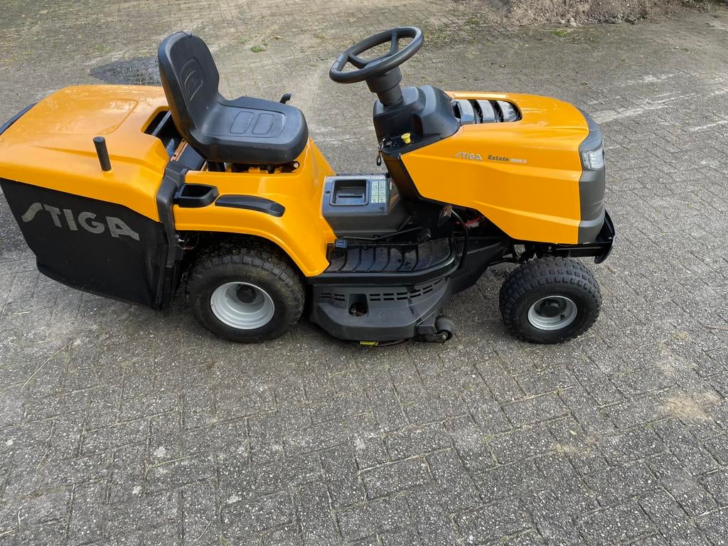 Stiga Estate 3098 H hydrostaat! Opvang, Ophalen, Zo goed als nieuw, Opvangbak, 90 tot 120 cm